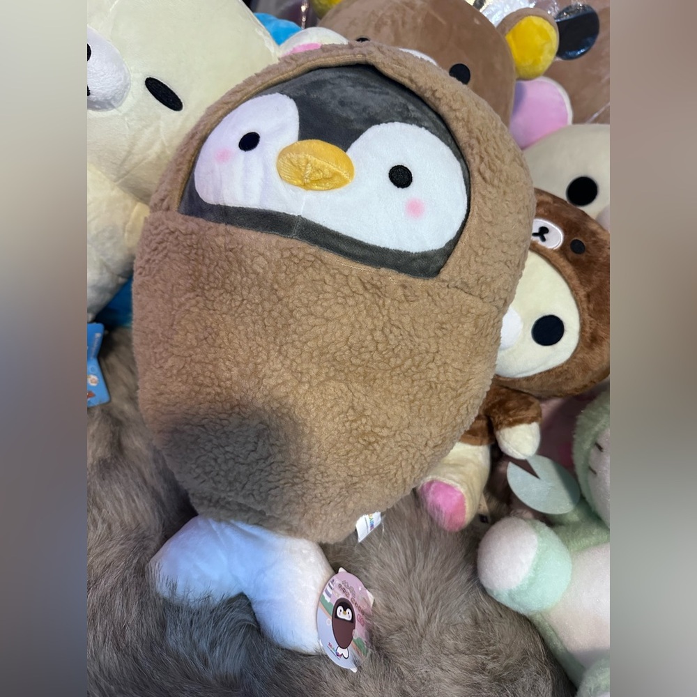 Takashoji Cute Penguin Plush Toy